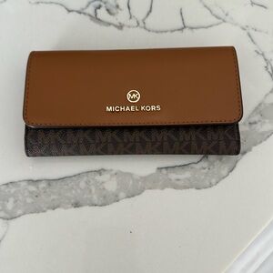 Michael Kors wallet